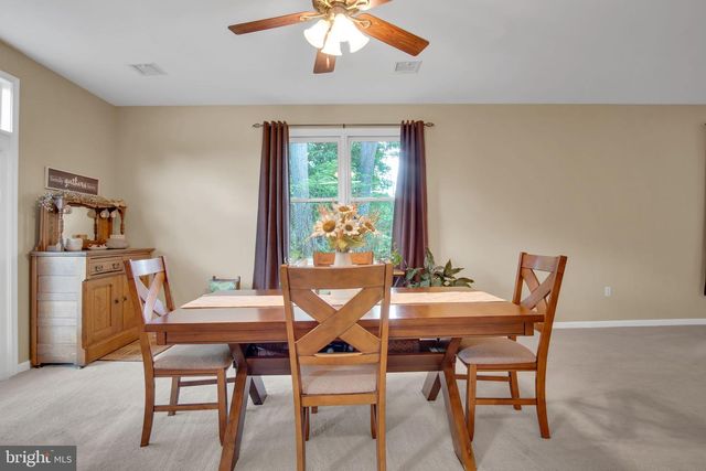 6443 OAK VIEW DR, Harrisburg, PA 17112