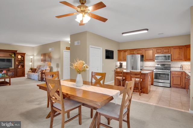 6443 OAK VIEW DR, Harrisburg, PA 17112