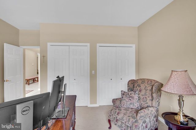 6443 OAK VIEW DR, Harrisburg, PA 17112