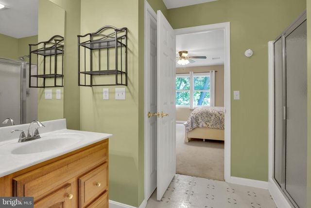 6443 OAK VIEW DR, Harrisburg, PA 17112
