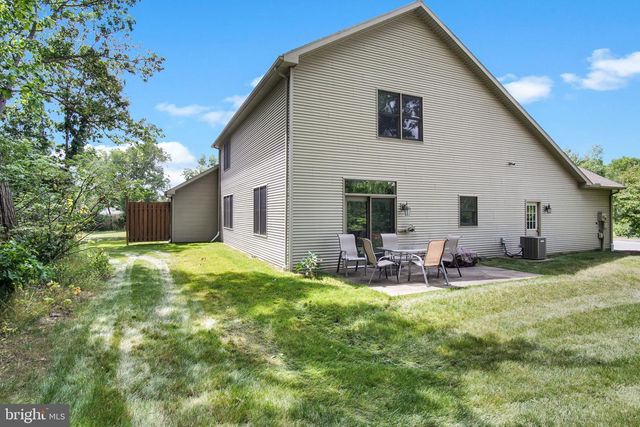 6443 OAK VIEW DR, Harrisburg, PA 17112