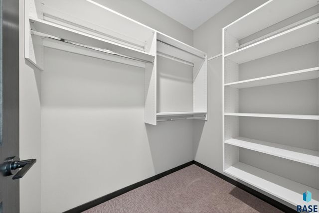 1230 N Titan Ave Avenue, Tea, SD 57064