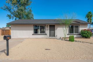 3556 E HELENA Drive, Phoenix, AZ 85032
