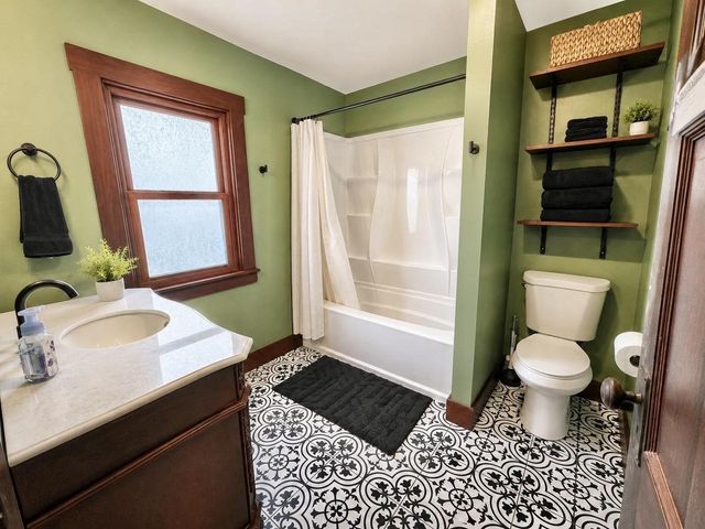 412 W Marion Street, Portage, WI 53901