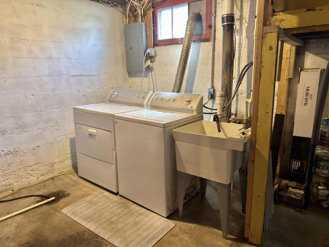412 W Marion Street, Portage, WI 53901