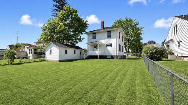 412 W Marion Street, Portage, WI 53901