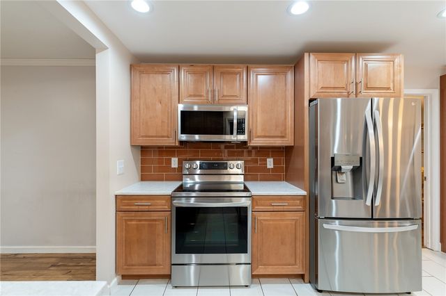 1014 E Queen Street, Pendleton, SC 29670
