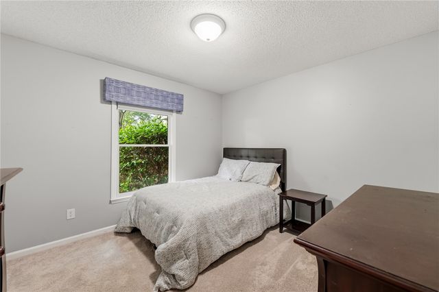 1014 E Queen Street, Pendleton, SC 29670