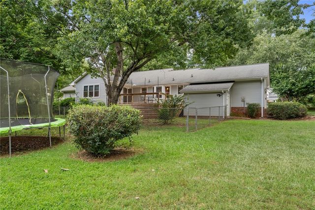 1014 E Queen Street, Pendleton, SC 29670