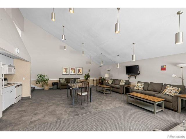 3121 S Tamarac Drive 106, Denver, CO 80231