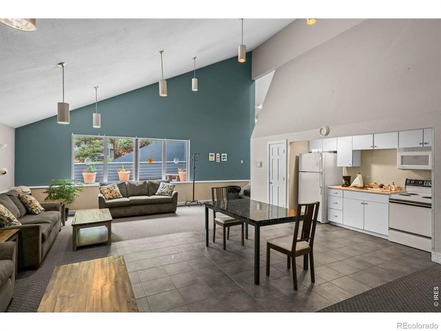 3121 S Tamarac Drive 106, Denver, CO 80231