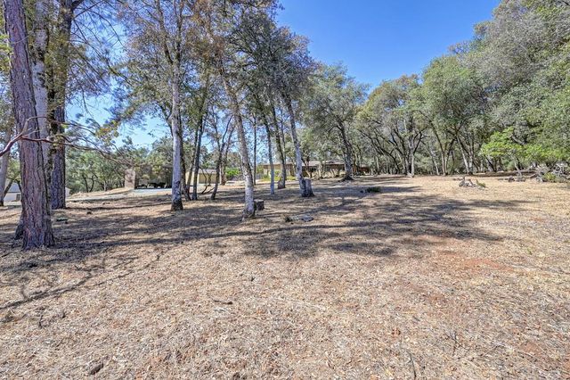 3663 Christian Valley Rd, Auburn, CA 95602