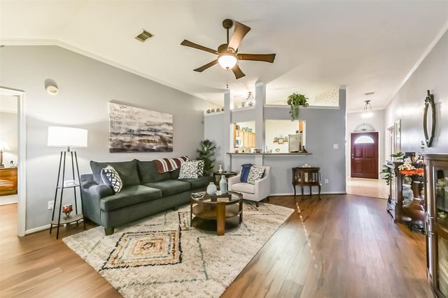 3022 Warbler Lane, Humble, TX 77396