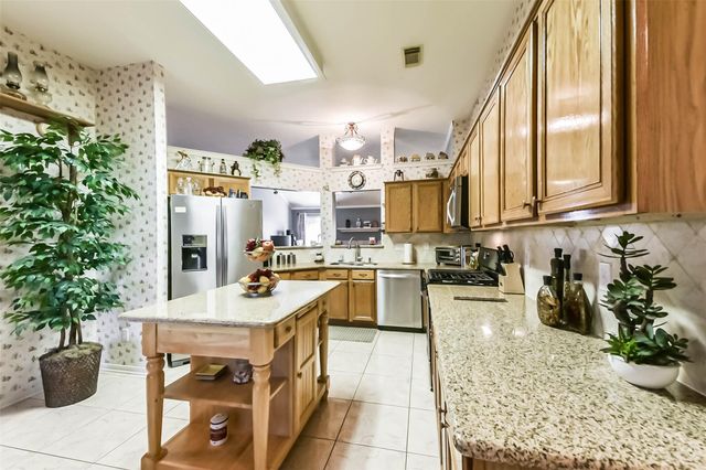 3022 Warbler Lane, Humble, TX 77396