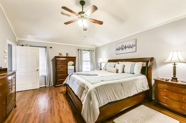 3022 Warbler Lane, Humble, TX 77396