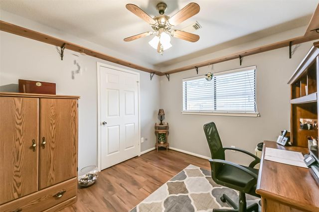 3022 Warbler Lane, Humble, TX 77396