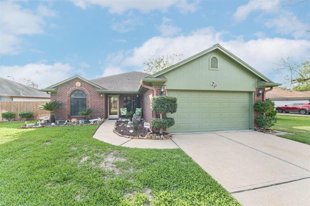 3022 Warbler Lane, Humble, TX 77396