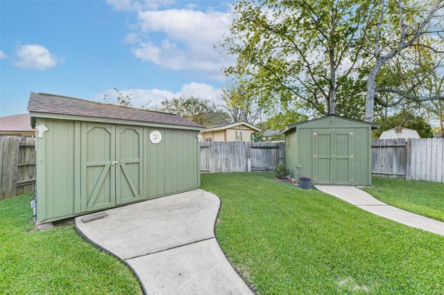 3022 Warbler Lane, Humble, TX 77396