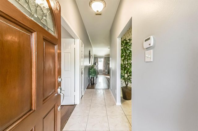 3022 Warbler Lane, Humble, TX 77396