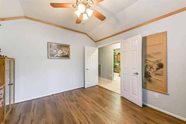 3022 Warbler Lane, Humble, TX 77396