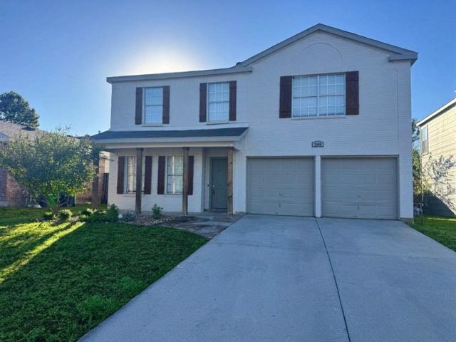 3305 Bent Creek Drive, Denton, TX 76210