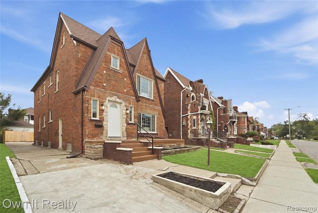 17527 Stoepel Street, Detroit, MI 48221