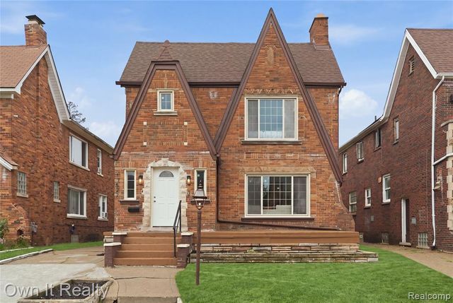 17527 Stoepel Street, Detroit, MI 48221
