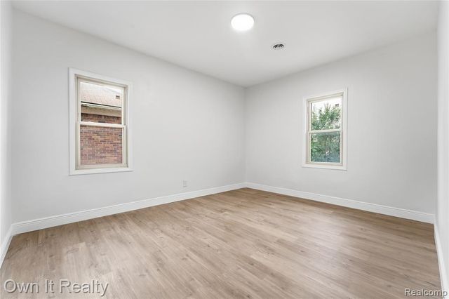17527 Stoepel Street, Detroit, MI 48221