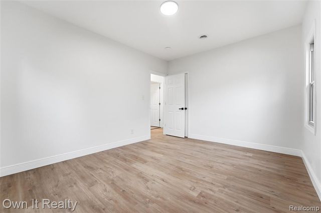 17527 Stoepel Street, Detroit, MI 48221