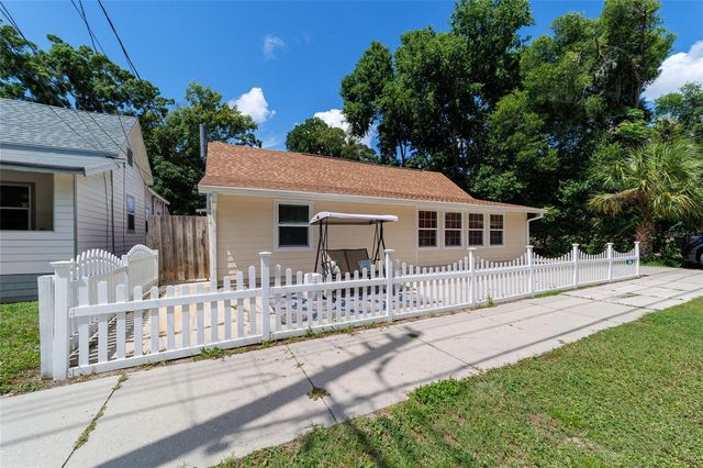 20693 WALNUT STREET, Dunnellon, FL 34431