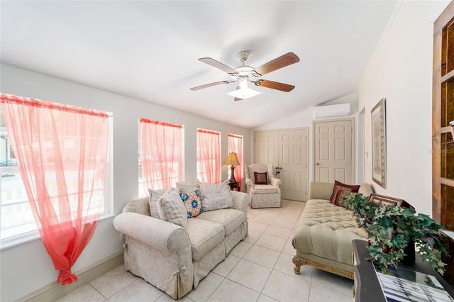 20693 WALNUT STREET, Dunnellon, FL 34431