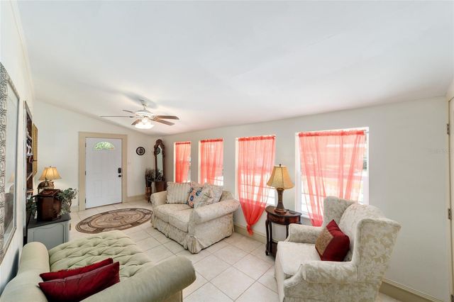 20693 WALNUT STREET, Dunnellon, FL 34431