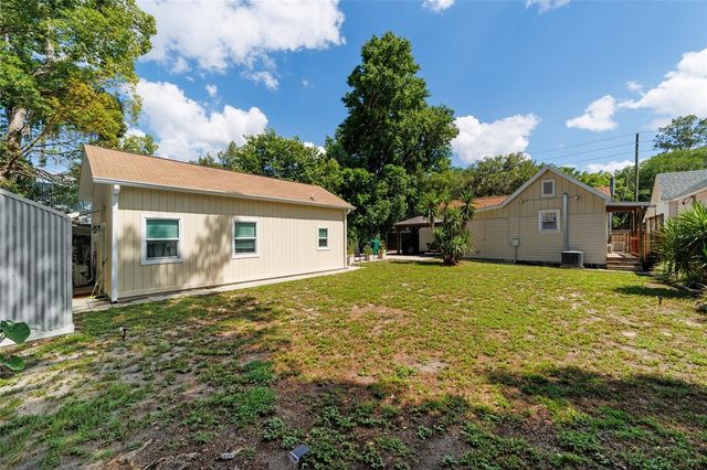 20693 WALNUT STREET, Dunnellon, FL 34431