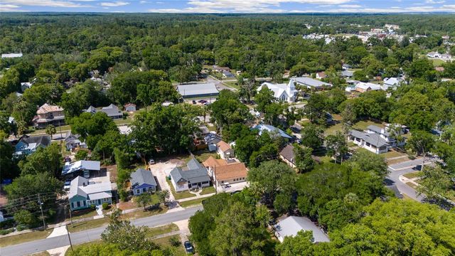 20693 WALNUT STREET, Dunnellon, FL 34431