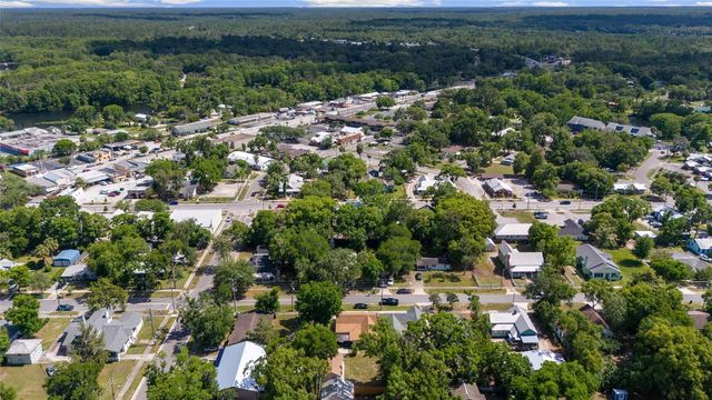 20693 WALNUT STREET, Dunnellon, FL 34431