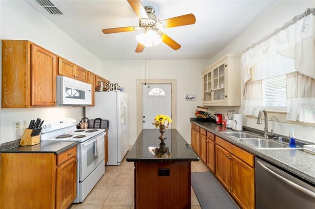 20693 WALNUT STREET, Dunnellon, FL 34431