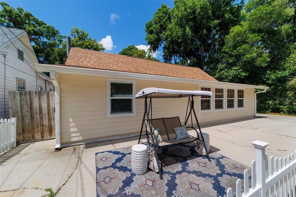 20693 WALNUT STREET, Dunnellon, FL 34431