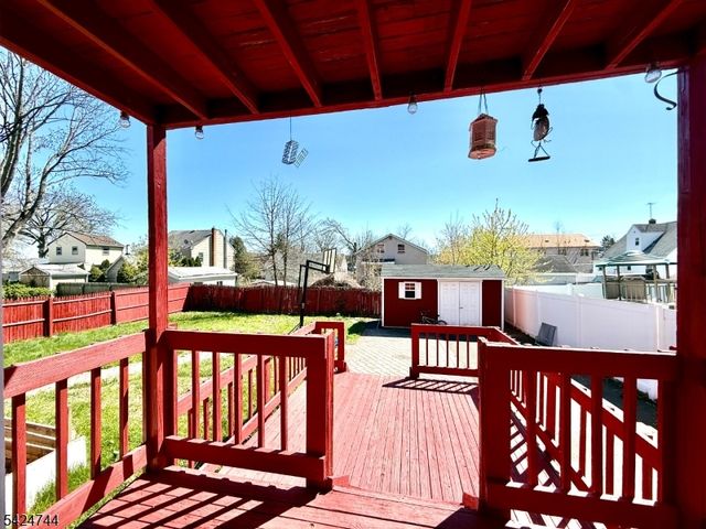 35 Fiat Ave, Woodbridge Twp., NJ 08830