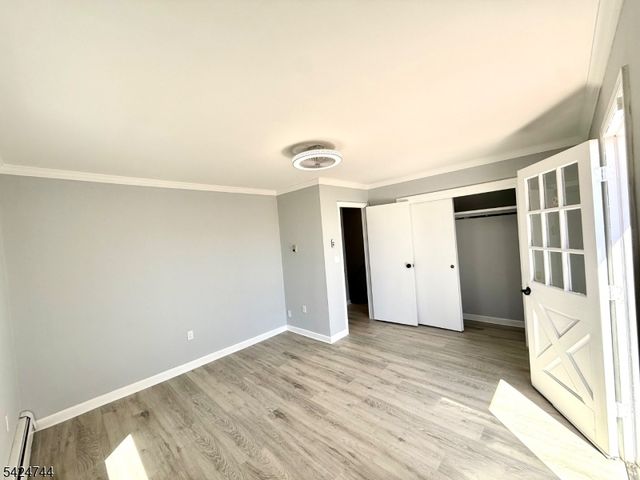 35 Fiat Ave, Woodbridge Twp., NJ 08830