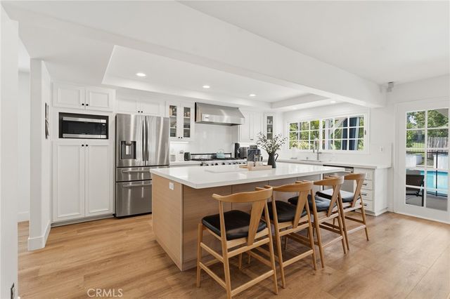 4515 Park Livorno, Calabasas, CA 91302