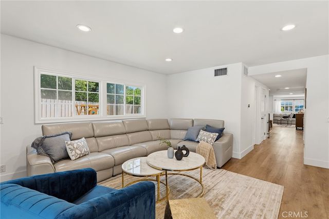 4515 Park Livorno, Calabasas, CA 91302