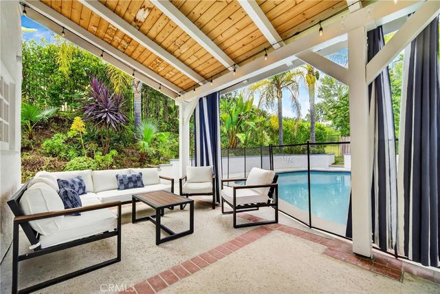 4515 Park Livorno, Calabasas, CA 91302