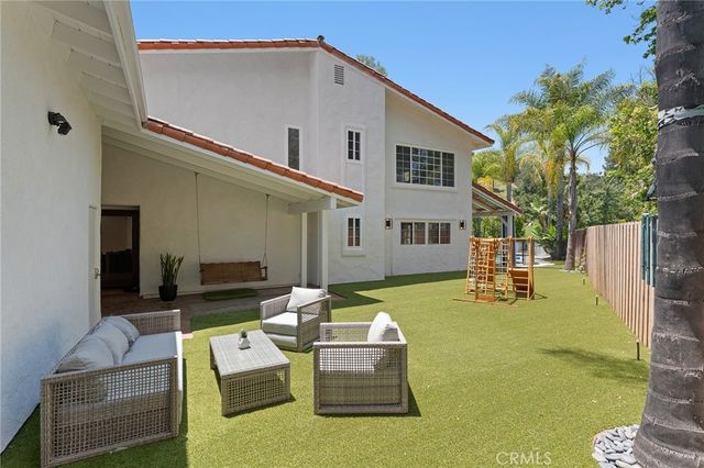 4515 Park Livorno, Calabasas, CA 91302