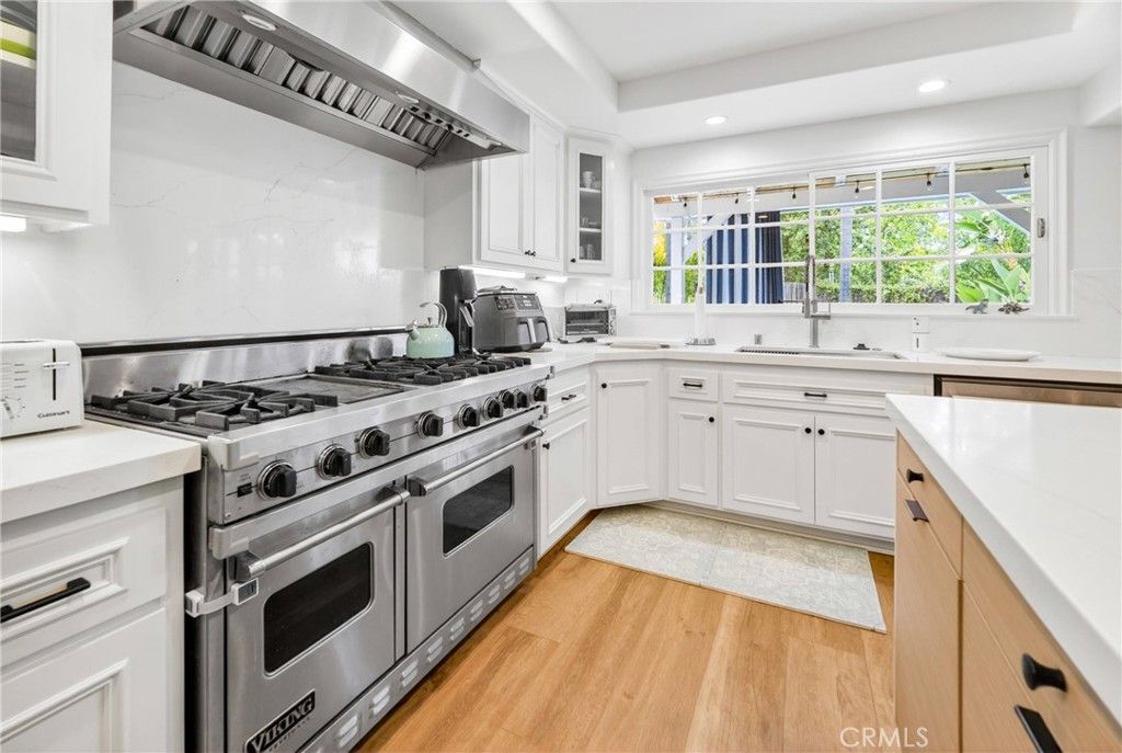 Image 14 of property listing at 4515 Park Livorno, Calabasas, CA 91302