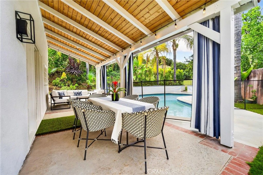 Image 17 of property listing at 4515 Park Livorno, Calabasas, CA 91302