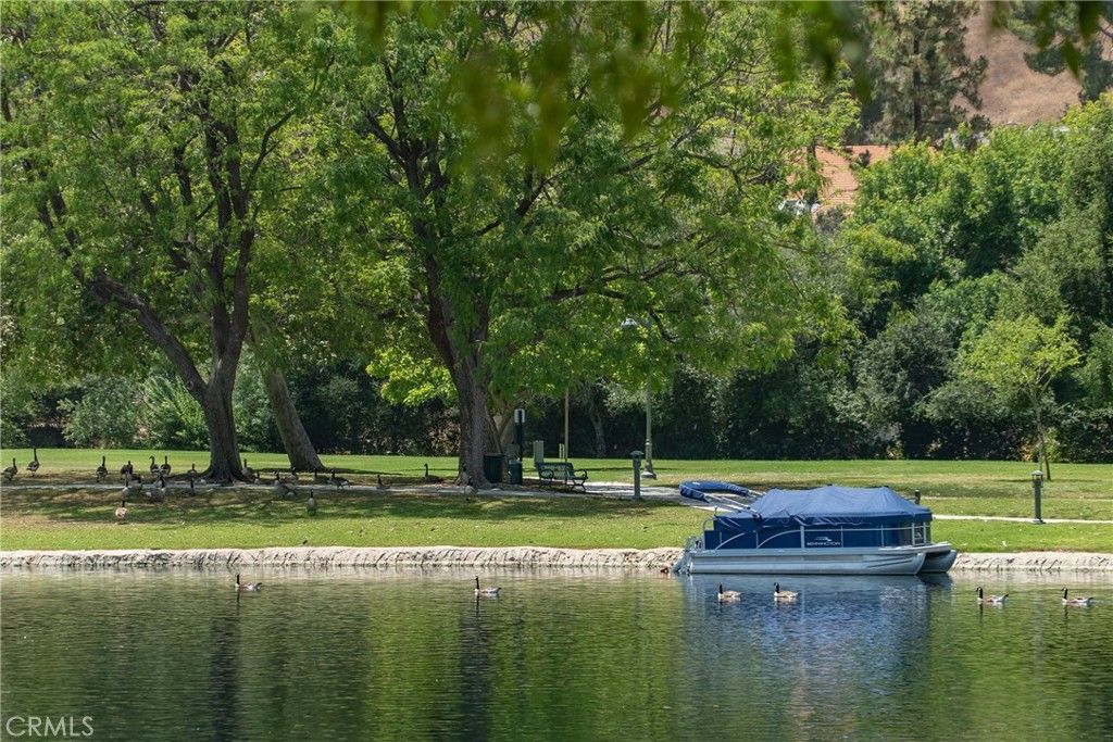 Image 28 of property listing at 4515 Park Livorno, Calabasas, CA 91302