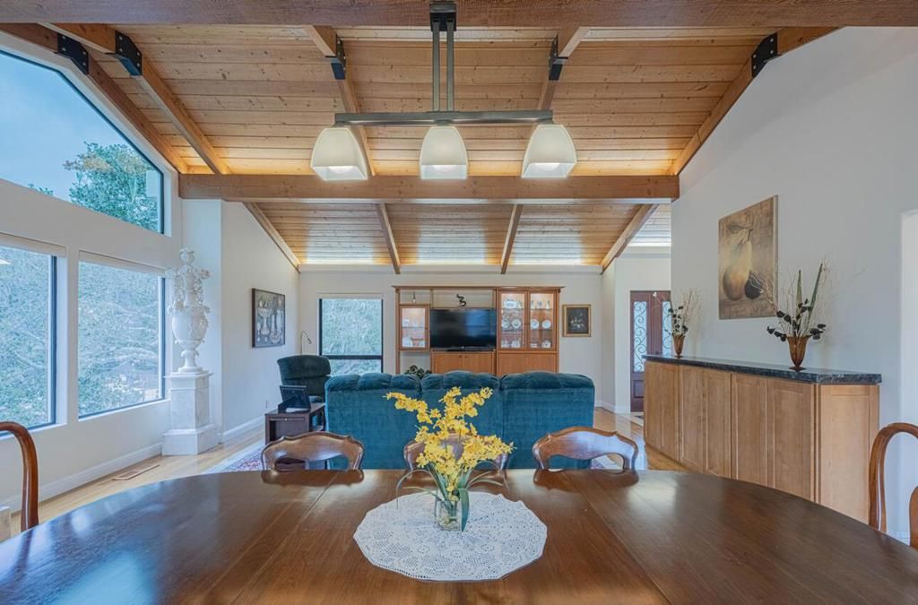 Image 8 of property listing at 25207 Casiano Drive, Salinas, CA 93908