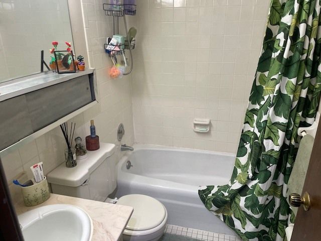 5310 N CHESTER Avenue 209, Chicago, IL 60656