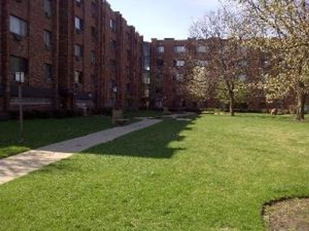 5310 N CHESTER Avenue 209, Chicago, IL 60656