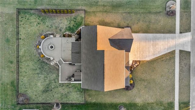 12808 Caribou Court, Columbia Station, OH 44028